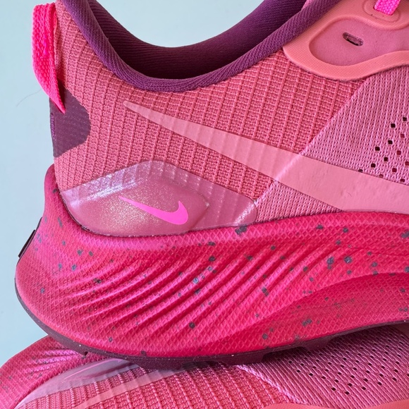 NIB NIKE React Pegasus Trail 3 Running Shoes Size 8.5 PINK - Picture 12 of 16